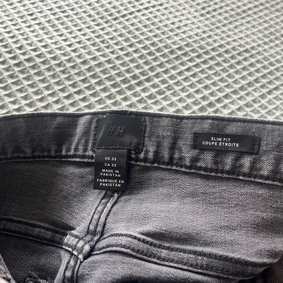Men’s slim fit denim shorts gray H&M size 32 summer casual - Picture 5 of 6